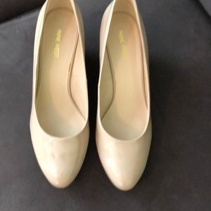 Nine West shoes. Never worn